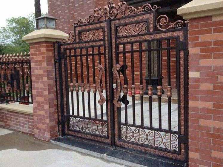 鋁藝大門廠家手把手教你選購(gòu)?fù)ピ轰X藝大門